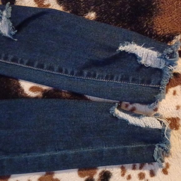 WAX JEAN, LOS ANGELES CA. WOMENS JEANS SIZE 3/26. BUTTON UP FLY, DISTRES… - Picture 4 of 9